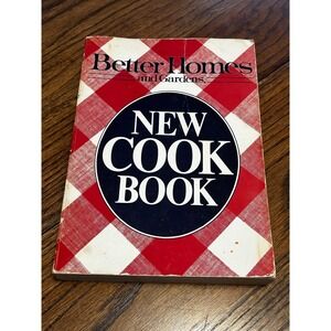 Better Homes and Gardens New Cook Book 1981 Paper Red Gingham Plaid 0696008254